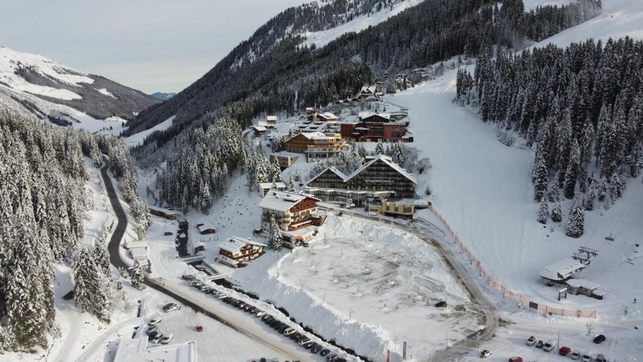 Hotel Almhof Hochfugen Bagian luar foto