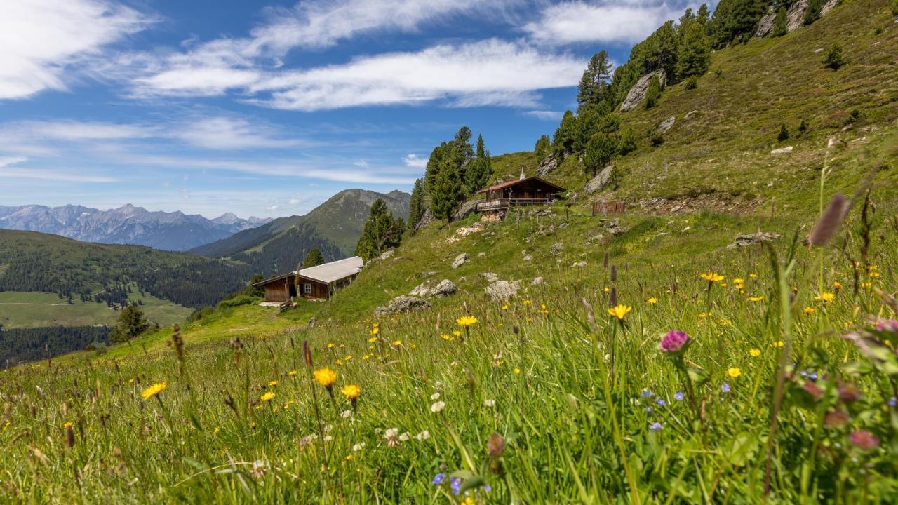 Hotel Almhof Hochfugen Bagian luar foto