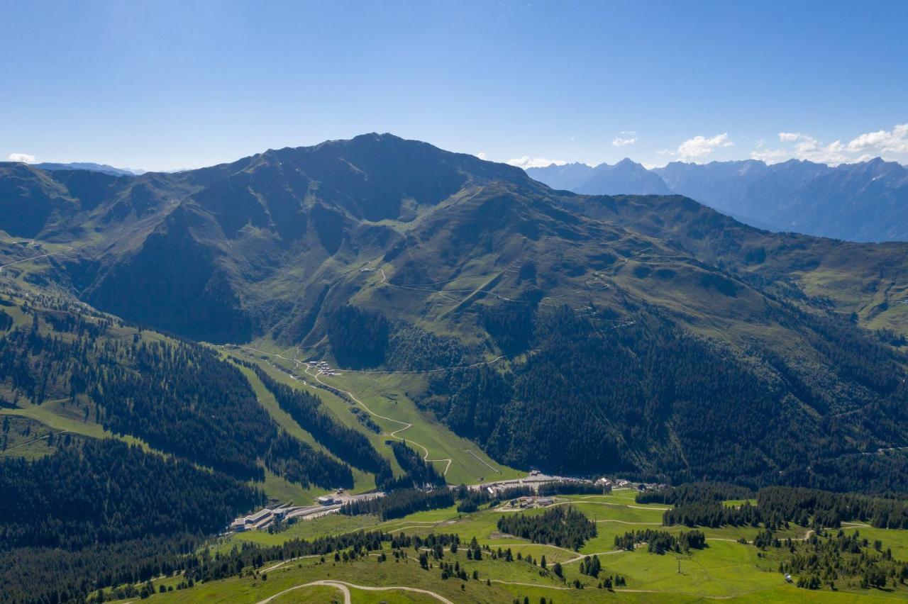 Hotel Almhof Hochfugen Bagian luar foto