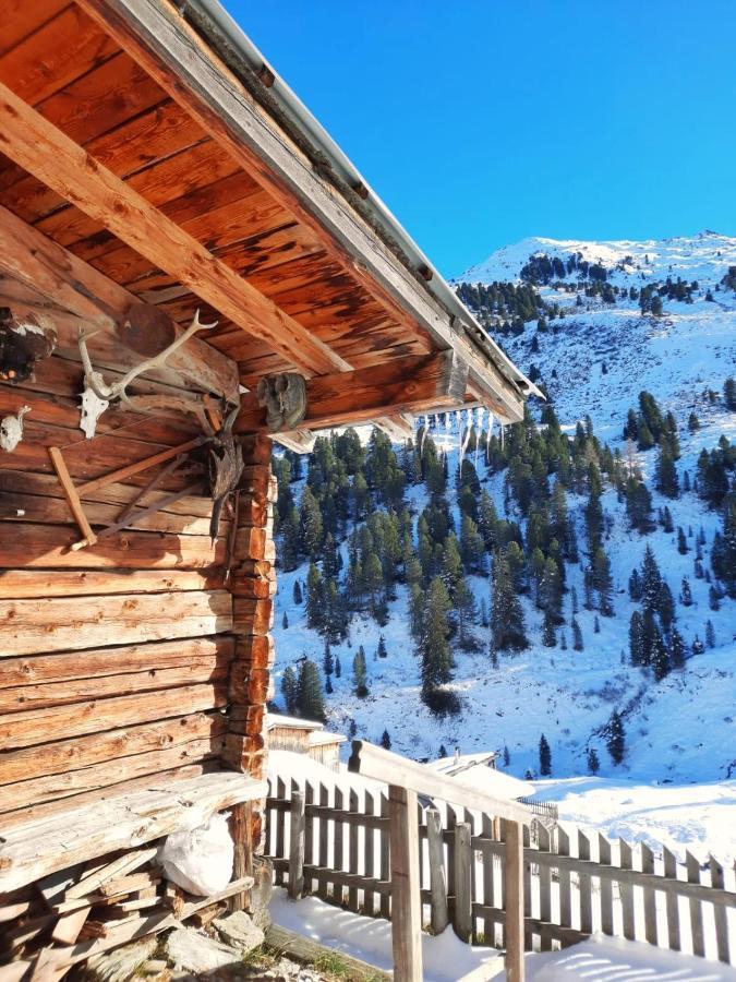 Hotel Almhof Hochfugen Bagian luar foto