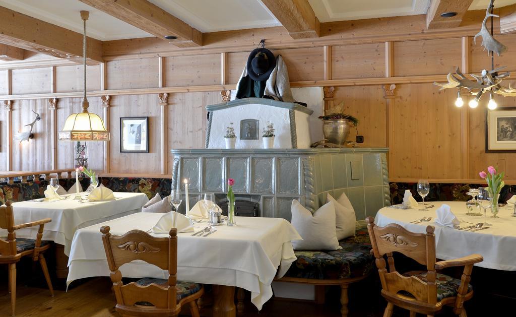 Hotel Almhof Hochfugen Bagian luar foto